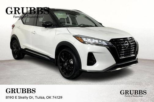 2023 Nissan Kicks SR