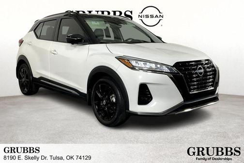 2023 Nissan Kicks SR