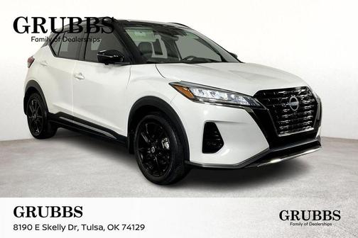 2023 Nissan Kicks SR