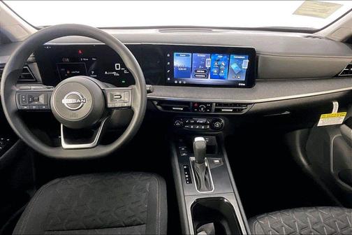 Deep Blue Pearl 2027 Nissan Kicks SV