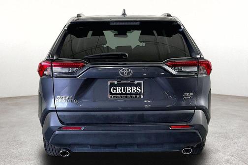 Magnetic Gray Metallic 2025 Toyota RAV4 XLE
