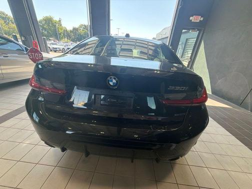 Black Sapphire Metallic 2023 BMW 330 i