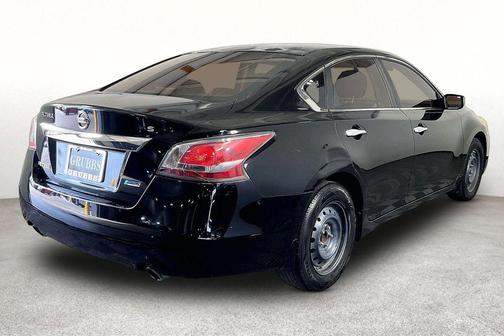 Super Black 2014 Nissan Altima 2.5 S