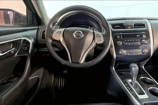 Super Black 2014 Nissan Altima 2.5 S