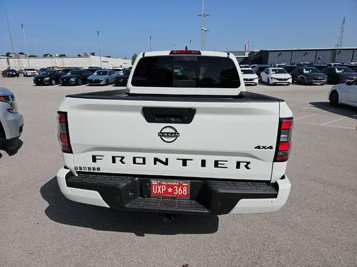 Glacier White 2026 Nissan Frontier SV