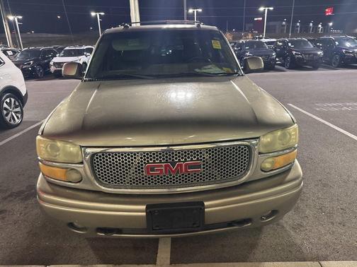 2003 GMC Yukon XL Denali