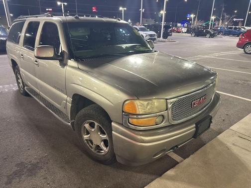 2003 GMC Yukon XL Denali