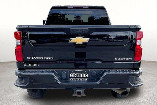 Black 2024 Chevrolet Silverado 2500 Custom