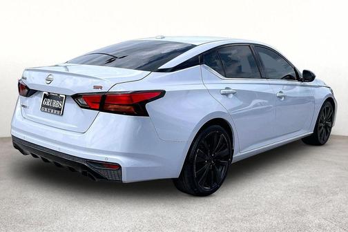 Gray Sky Pearl 2023 Nissan Altima 2.5 SR