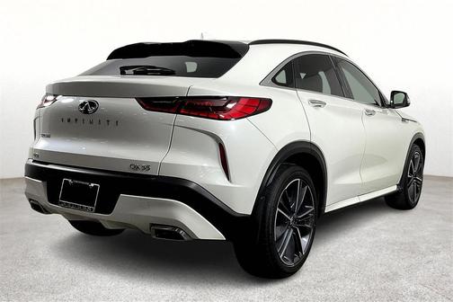 2023 INFINITI QX55 LUXE