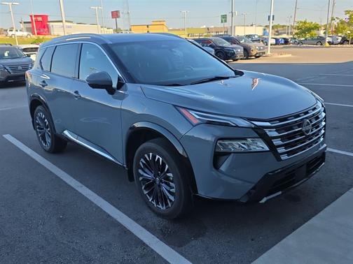2024 Nissan Rogue Platinum