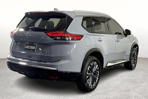 2024 Nissan Rogue Platinum