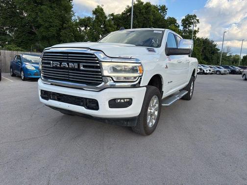Bright White Clearcoat 2023 RAM 2500 Laramie