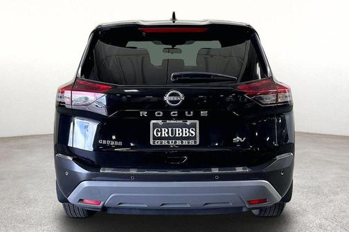 Black 2022 Nissan Rogue SV