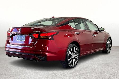 2019 Nissan Altima 2.5 Platinum