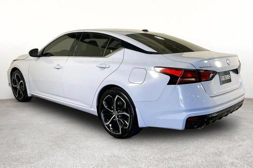 Gray 2026 Nissan Altima SR