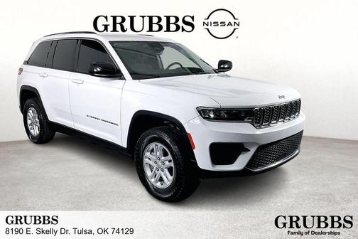 2023 Jeep Grand Cherokee Laredo