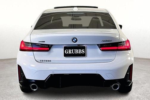 2025 BMW 330 i xDrive