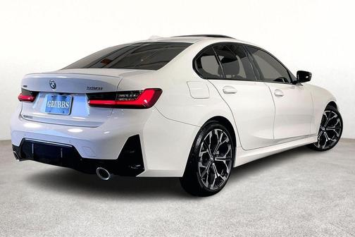 2025 BMW 330 i xDrive