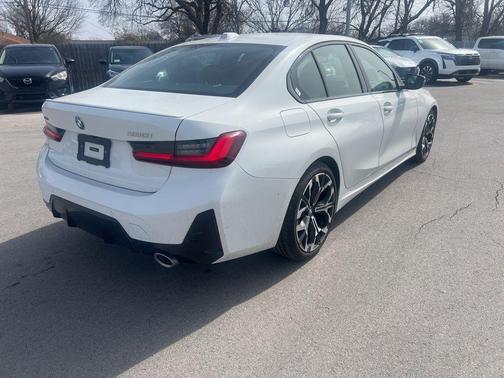 2025 BMW 330 i xDrive