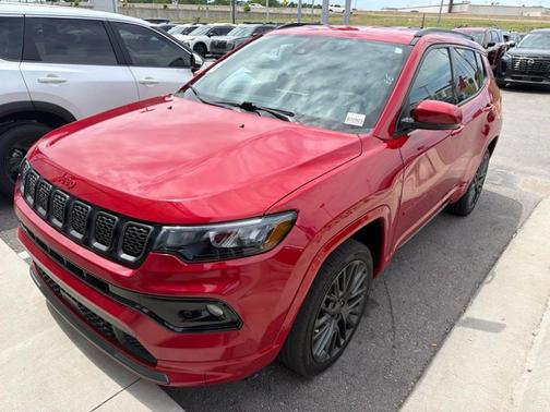 Redline Pearlcoat 2023 Jeep Compass (RED) Edition