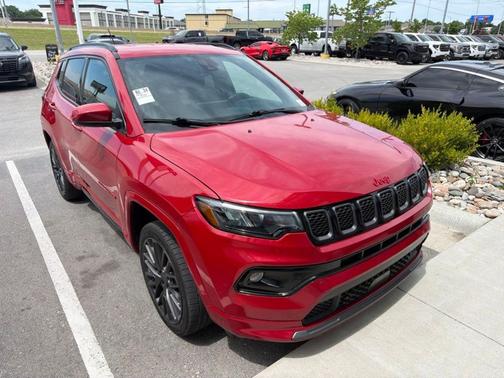 Redline Pearlcoat 2023 Jeep Compass (RED) Edition