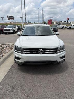 Pure White 2021 Volkswagen Tiguan 2.0T SEL