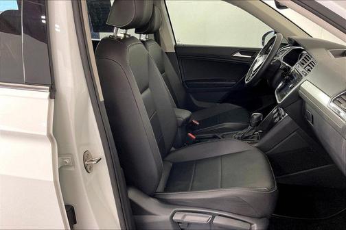 Pure White 2021 Volkswagen Tiguan 2.0T SEL