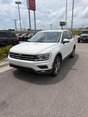 Pure White 2021 Volkswagen Tiguan 2.0T SEL