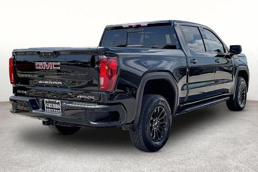 Onyx Black 2022 GMC Sierra 1500 AT4X