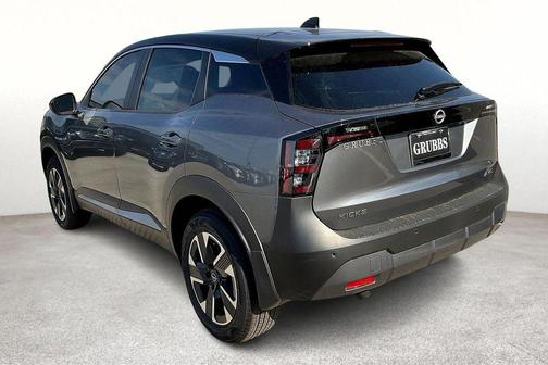 2t Gun Blk Roof 2025 Nissan Kicks SV