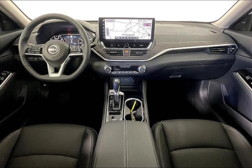 2025 Nissan Altima SL