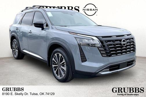Boulder Gray Metallic 2026 Nissan Pathfinder Platinum