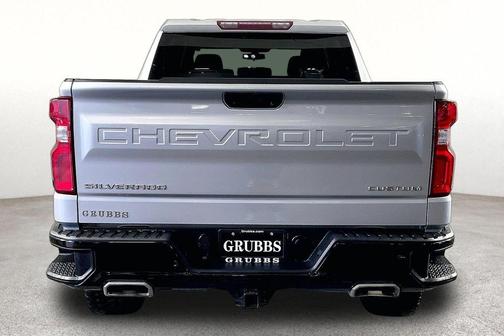 Silver Ice Metallic 2022 Chevrolet Silverado 1500 Limited Custom Trail Boss