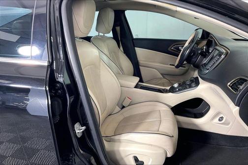 Black Clearcoat 2015 Chrysler 200 C