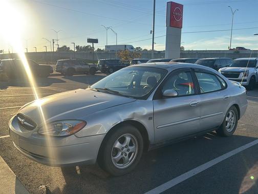 2003 Ford Taurus SES