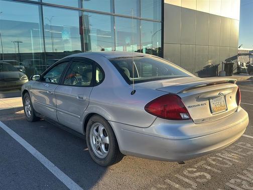 2003 Ford Taurus SES