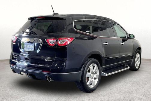 Mosaic Black Metallic 2017 Chevrolet Traverse Premier