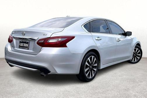 2018 Nissan Altima 2.5 SV