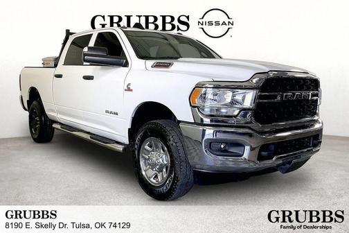 Bright White Clearcoat 2022 RAM 2500 Tradesman