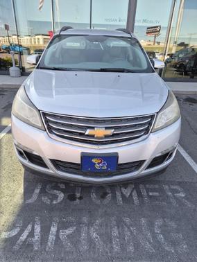 Silver Ice Metallic 2015 Chevrolet Traverse 2LT
