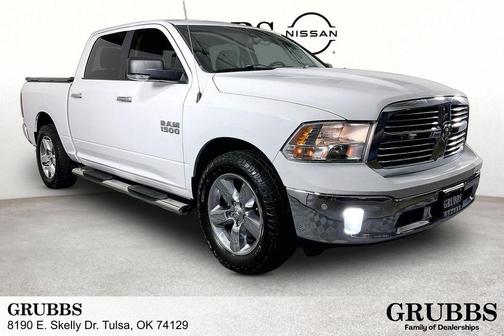 Bright White Clearcoat 2016 RAM 1500 SLT