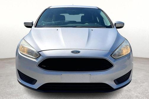 Ingot Silver 2017 Ford Focus SE