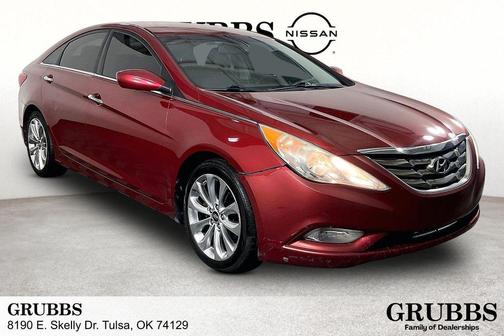 Sparkling Ruby Mica 2013 Hyundai SONATA SE