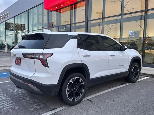 2025 Chevrolet Equinox LT