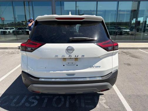 White 2022 Nissan Rogue SV