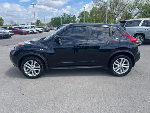 Sapphire Black 2013 Nissan Juke SL