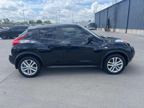 Sapphire Black 2013 Nissan Juke SL