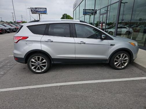 Silver 2016 Ford Escape SE