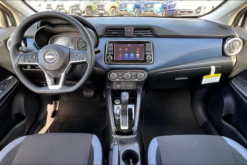 Aspen White 2025 Nissan Versa 1.6 SV